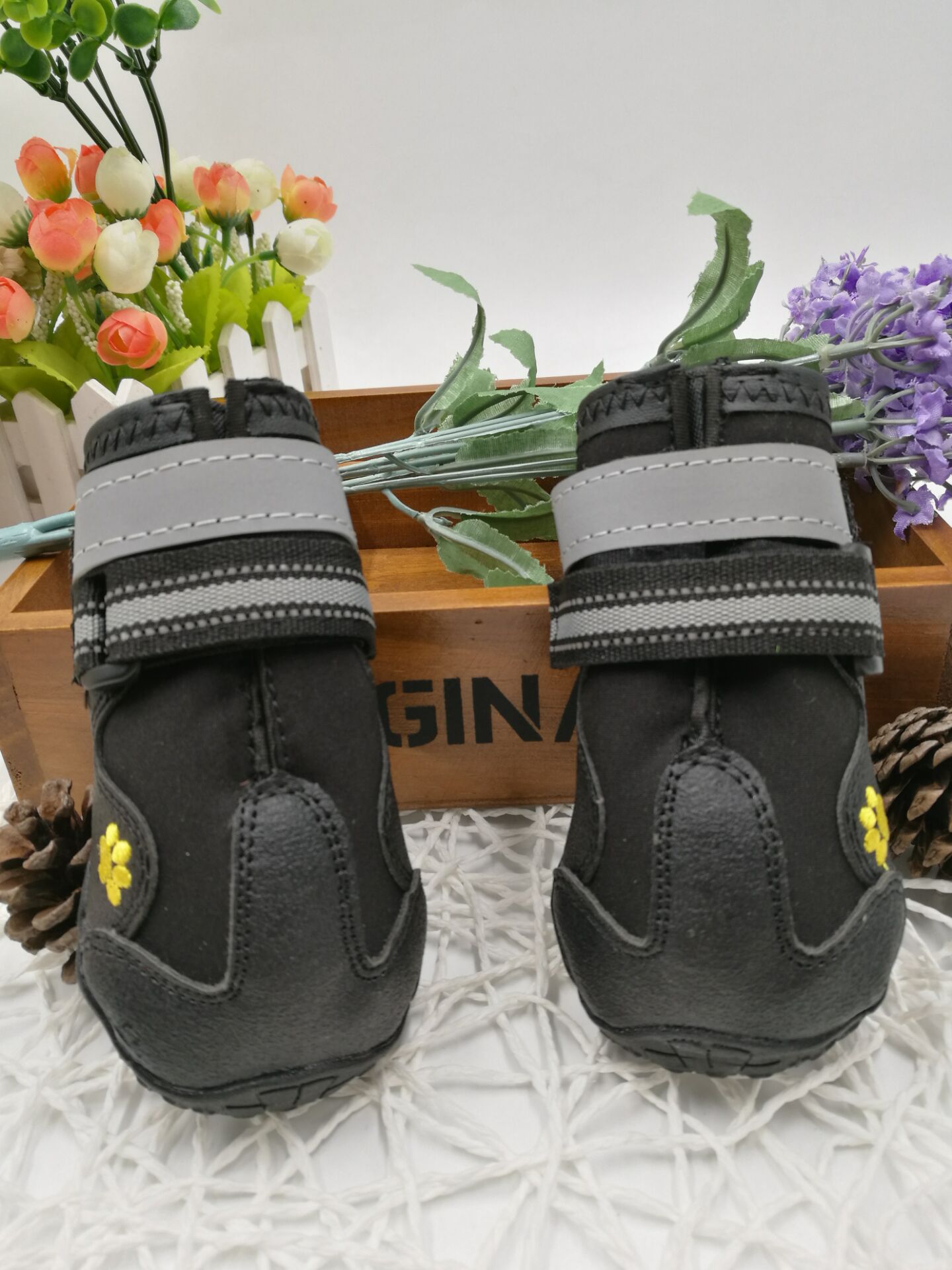 Waterproof Anti-Slip Dog Boots for All Weather (4PCS Set)